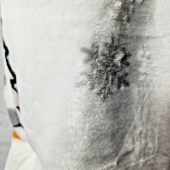 Sanrio Hello Kitty Christmas Santa Tree Plush Throw Blanket 50in x 70in 2023 NWT - Picture 6 of 8